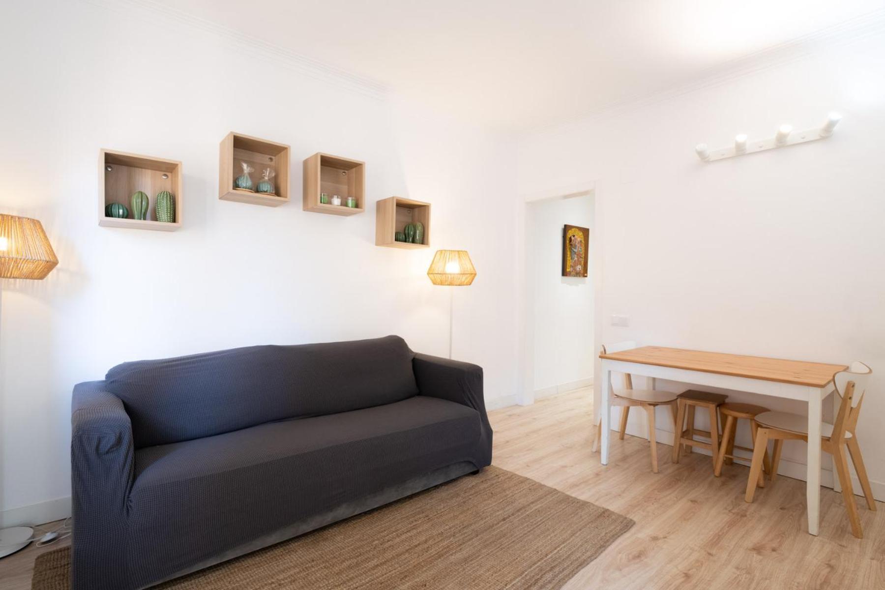 Apartamento Nuevo Con Encanto En Sagrada Familia Barcelona Luaran gambar