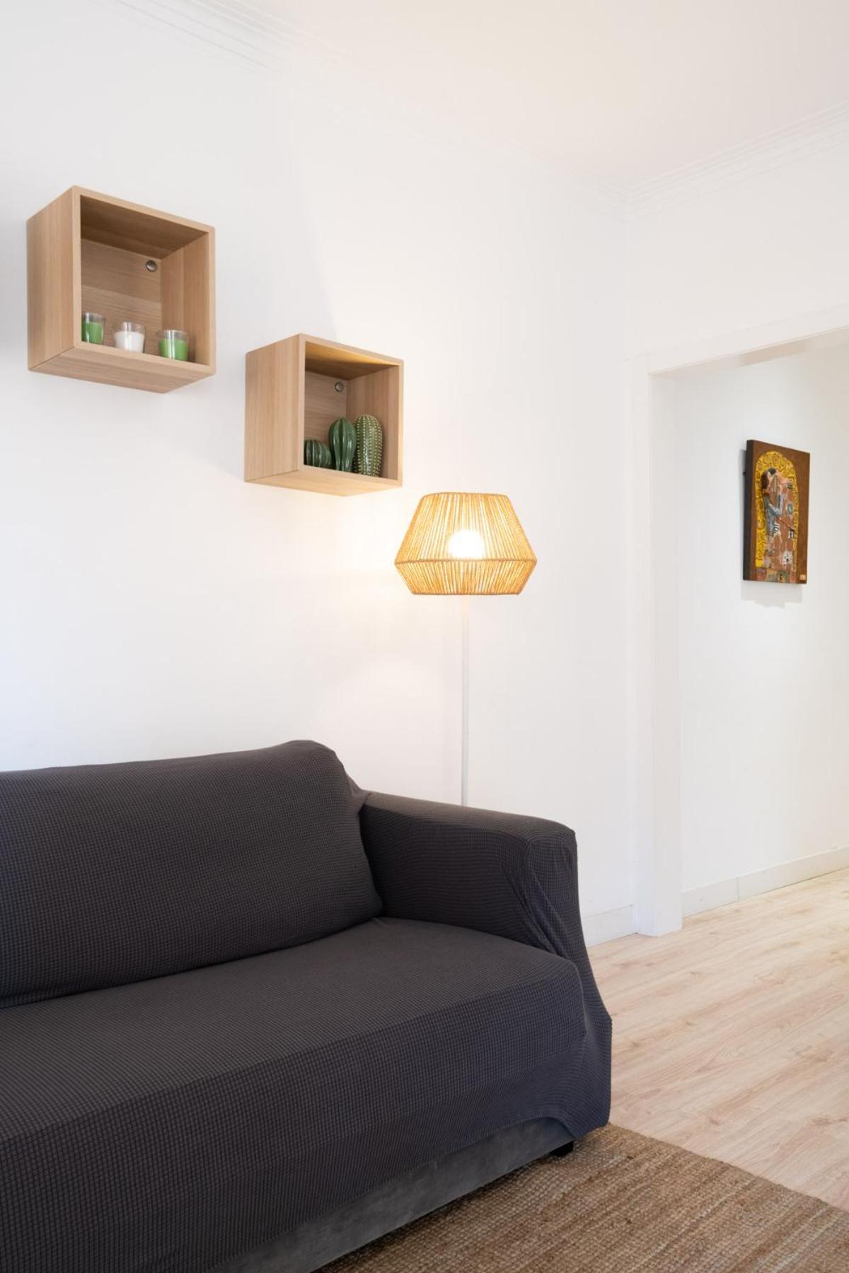 Apartamento Nuevo Con Encanto En Sagrada Familia Barcelona Luaran gambar