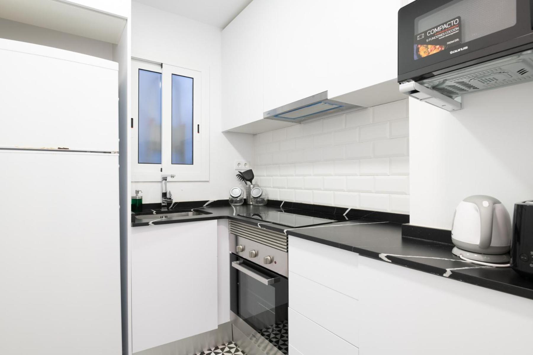 Apartamento Nuevo Con Encanto En Sagrada Familia Barcelona Luaran gambar